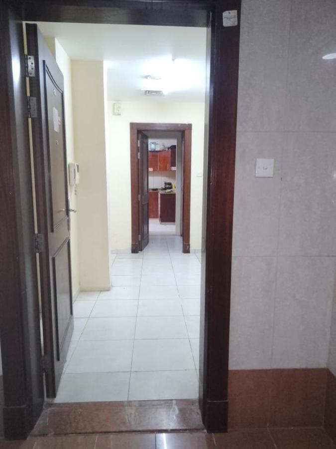 Abree Building New Hostel Dubai Exterior foto